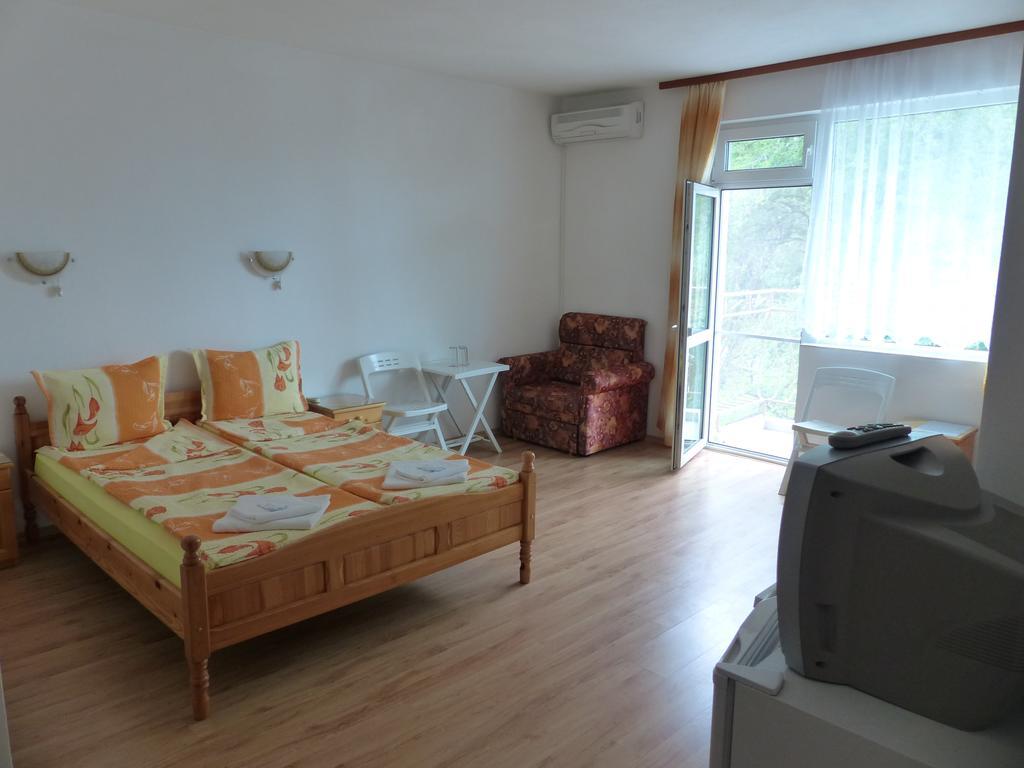 Sunhouse Rooms ツァレヴォ エクステリア 写真